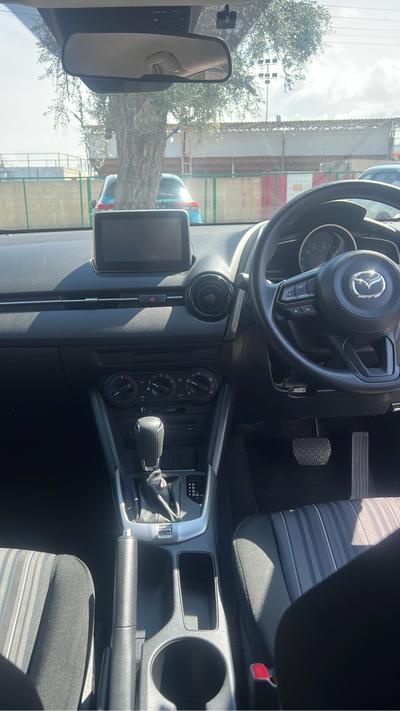 Mazda Demio — 6