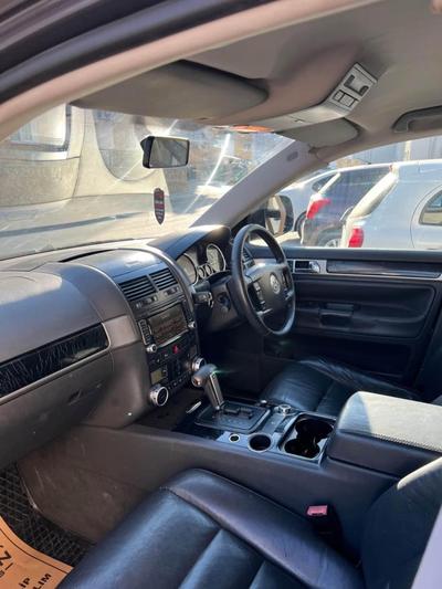 Volkswagen Touareg — 2