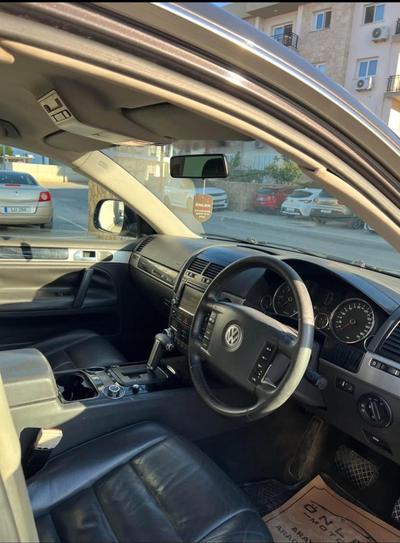 Volkswagen Touareg — 4