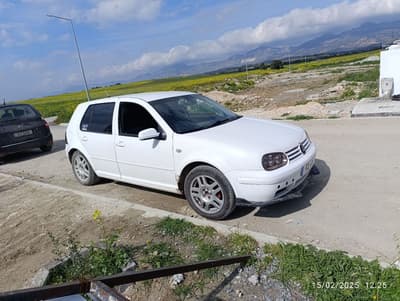 Volkswagen Golf — 2