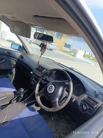 Volkswagen Golf — 8