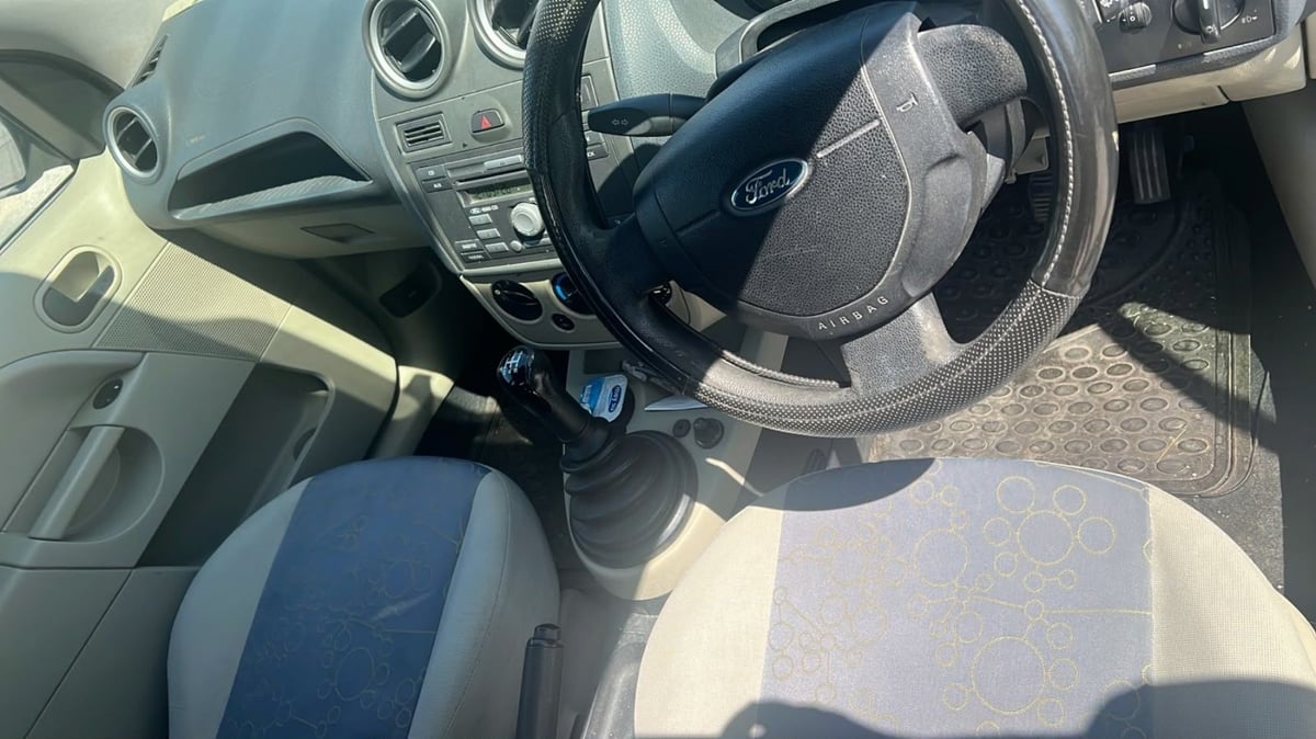 2009 Ford Fiesta 8