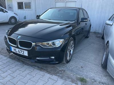 BMW 320i — 1