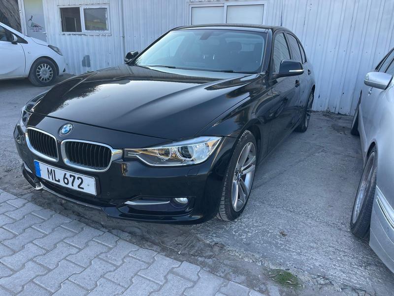 BMW 320i — 1/6