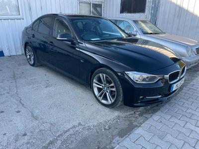 BMW 320i — 2