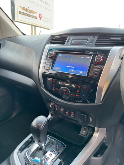 Nissan Navara — 9
