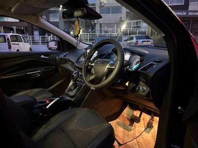 Ford Kuga — 7