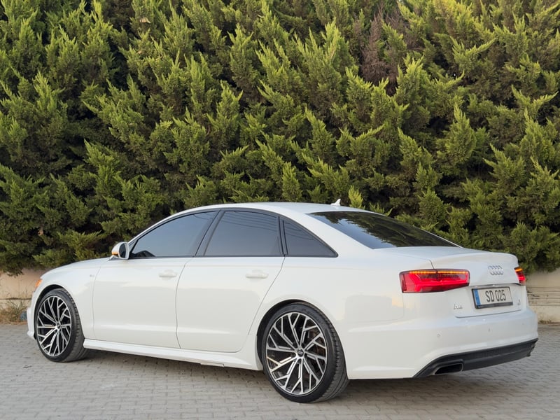 Audi A6 — 4