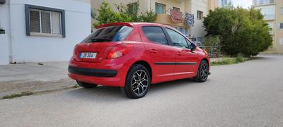 Peugeot 207 — 4