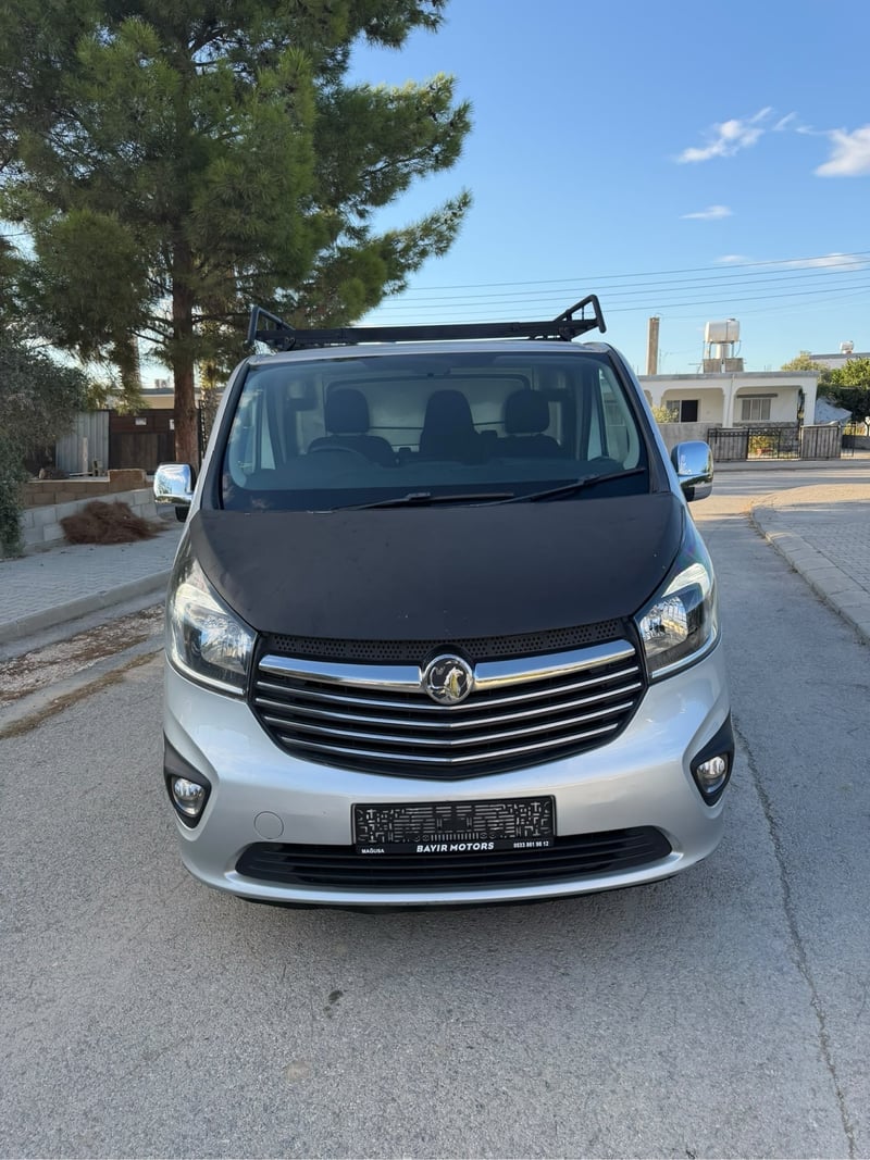 Opel Vivaro — 2
