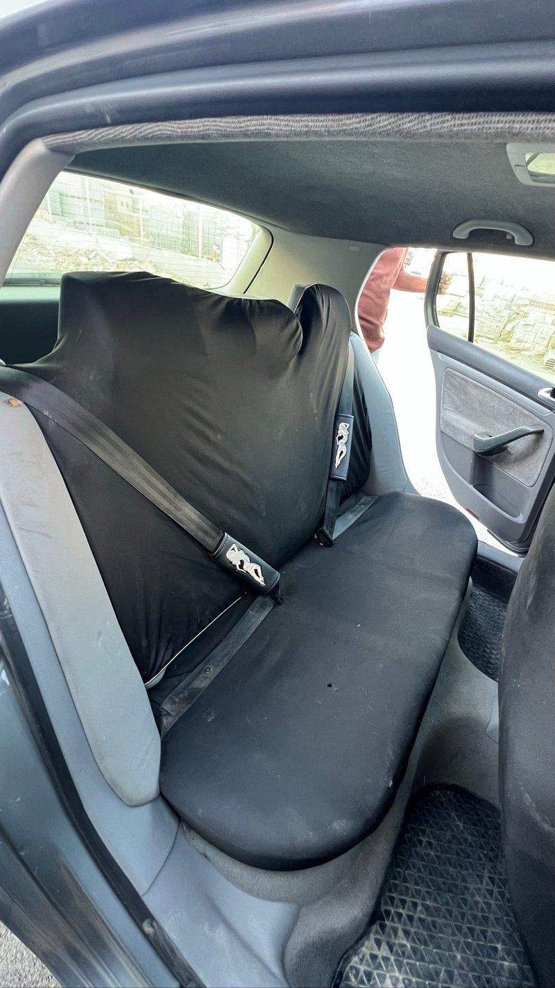 Volkswagen Golf — 6