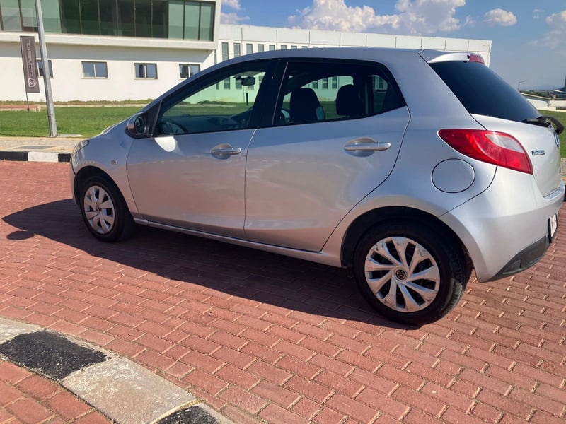 Mazda Demio — 2