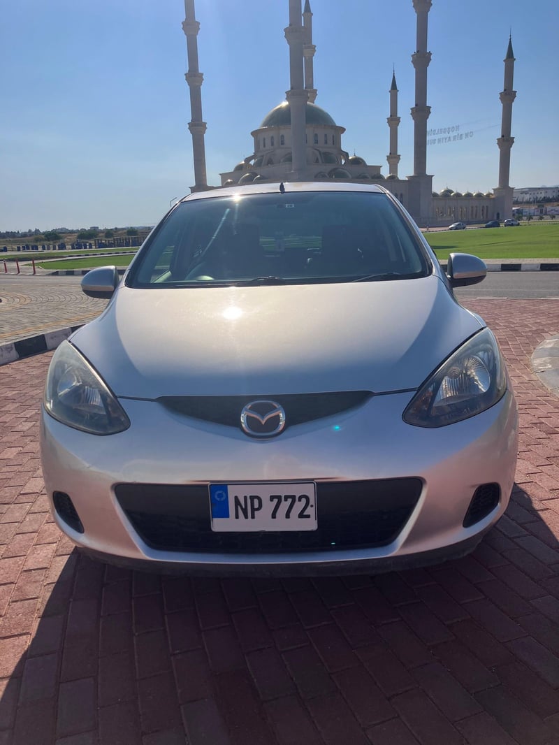 Mazda Demio — 5