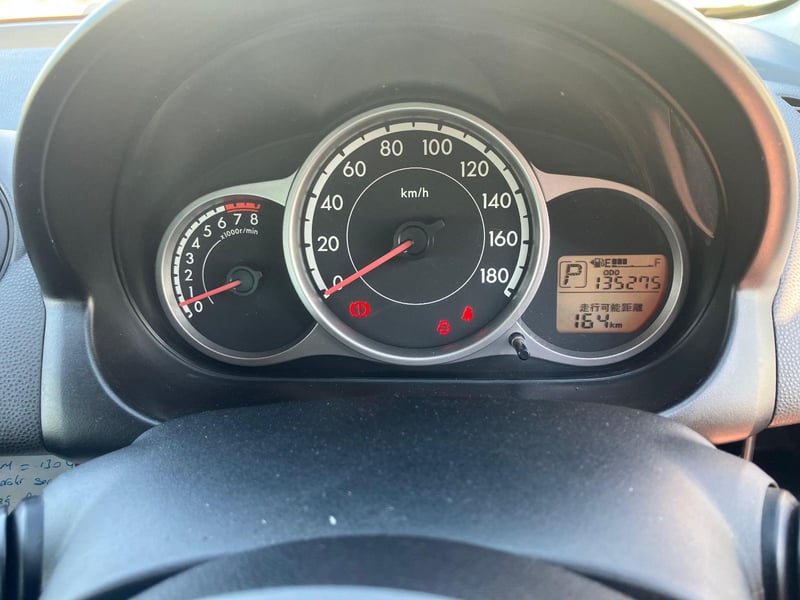 Mazda Demio — 10