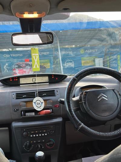 Citroen C4 — 7