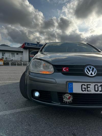 2005 Volkswagen Golf