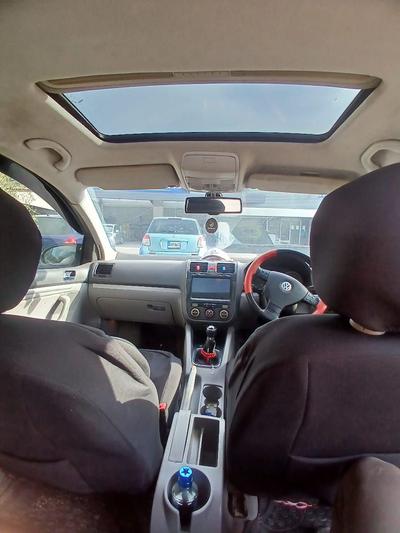 Volkswagen Golf — 2