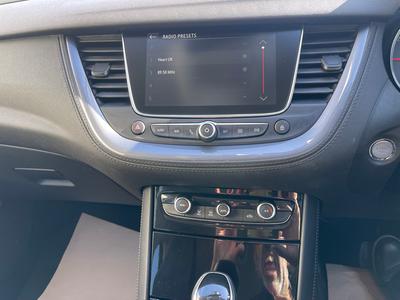 Vauxhall Grandland X — 10