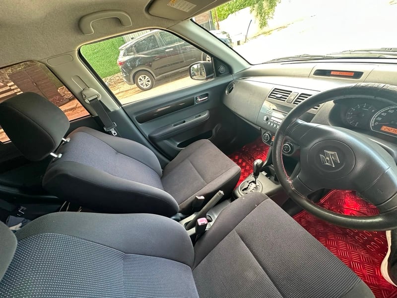 Suzuki Swift — 5