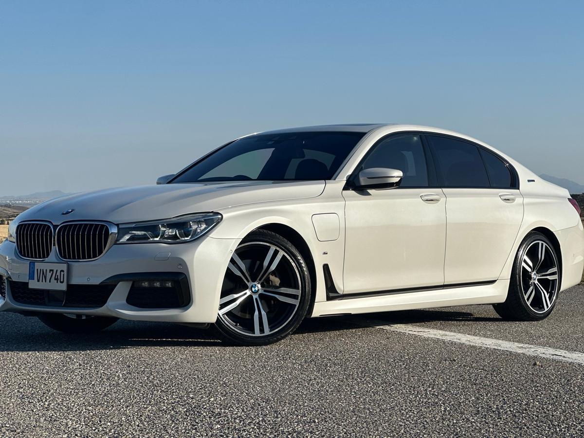 2019 BMW 740e 3