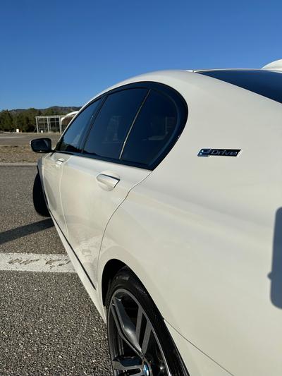 BMW 740e — 8