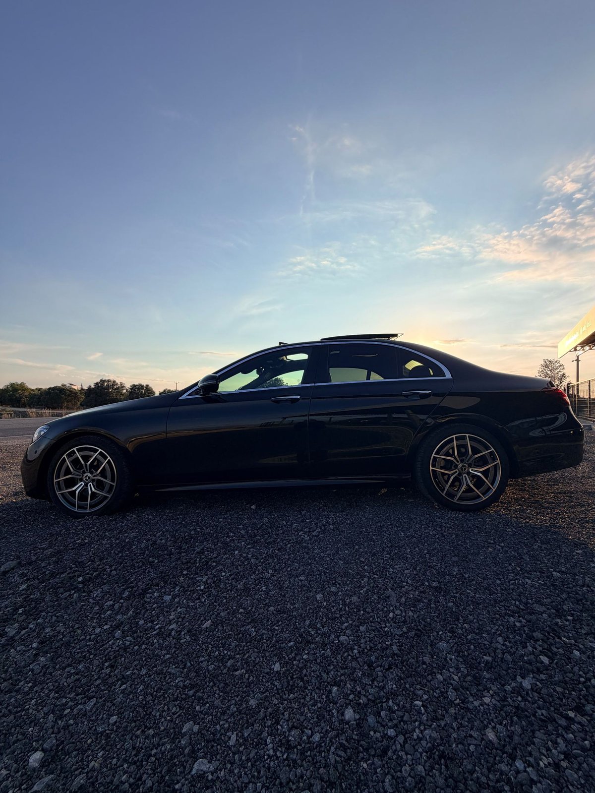 2022 Mercedes-Benz E 220d 4