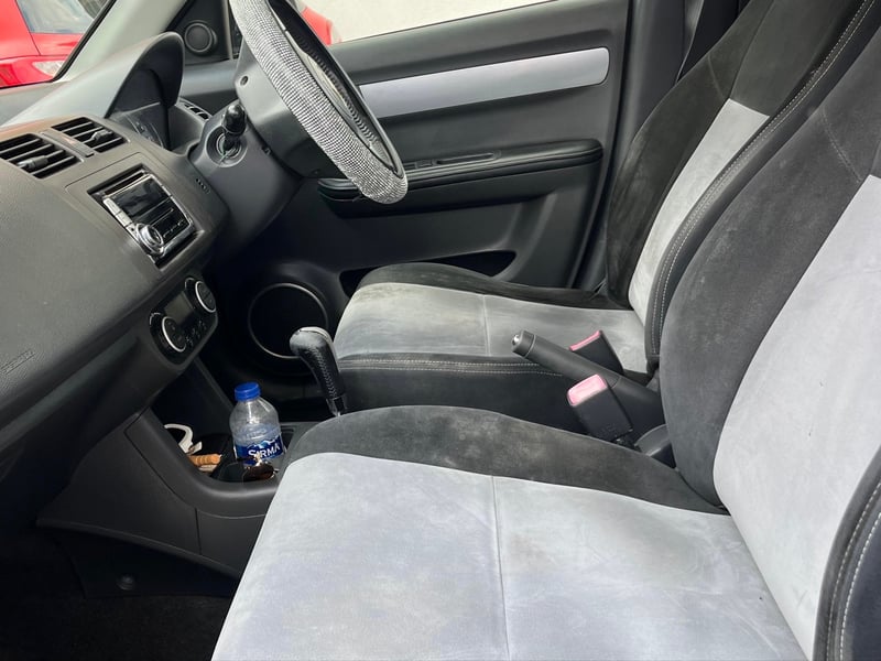 Suzuki Swift — 7
