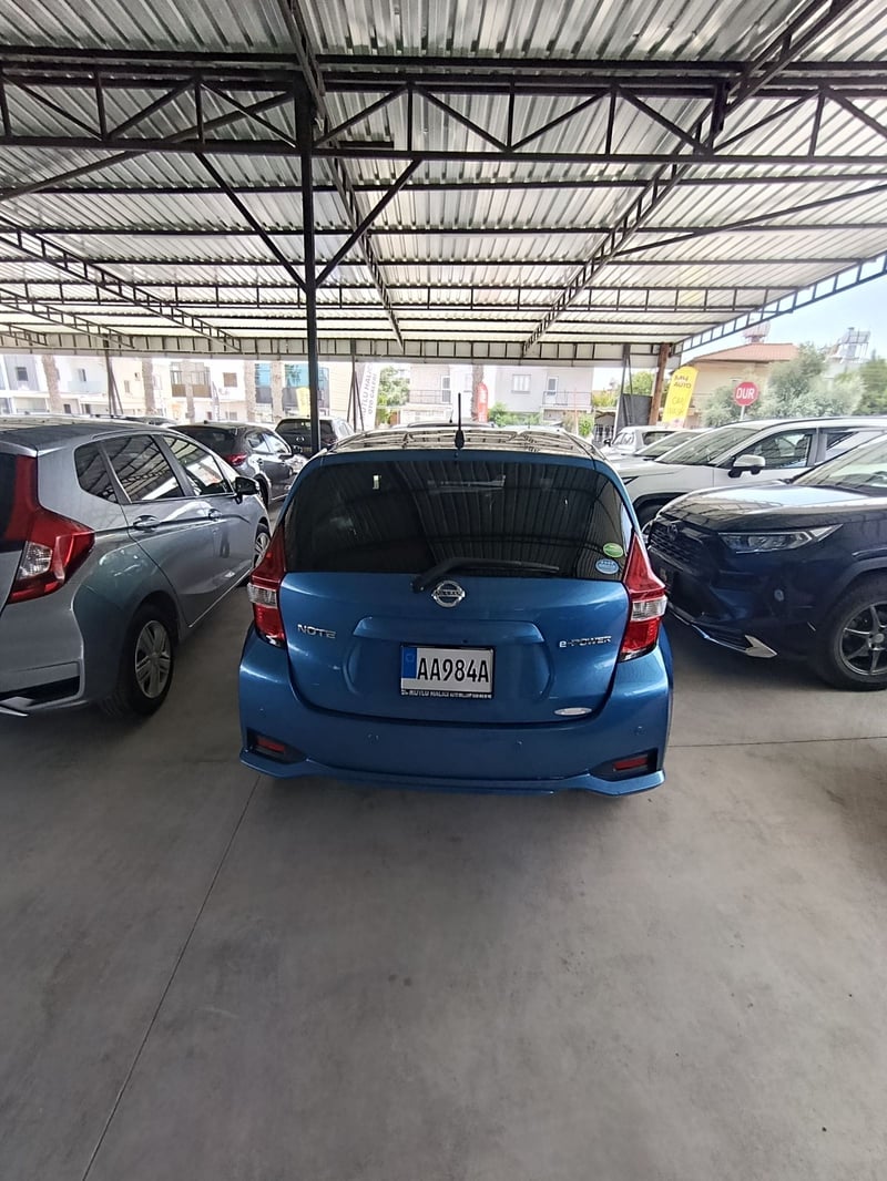 Nissan Note — 4