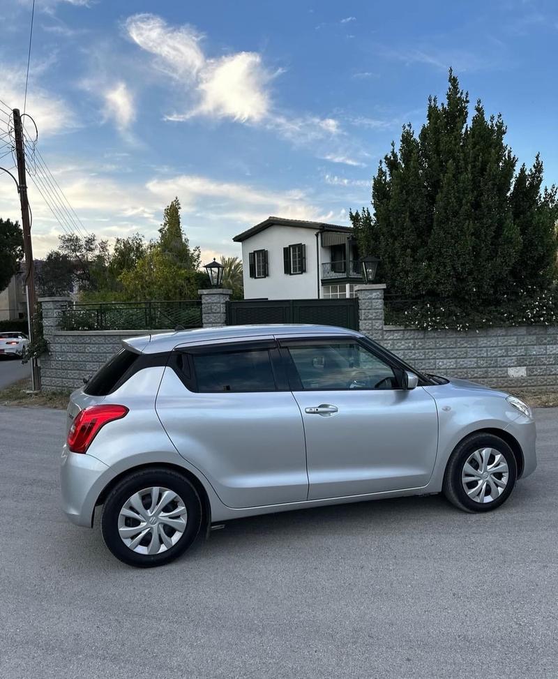 Suzuki Swift — 1/10