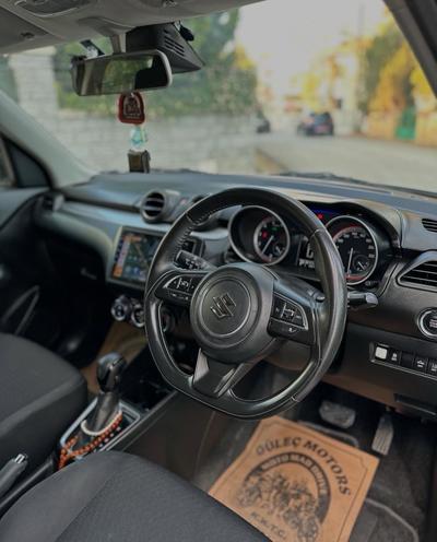 Suzuki Swift — 5