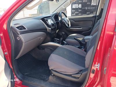 Mitsubishi L200 — 7