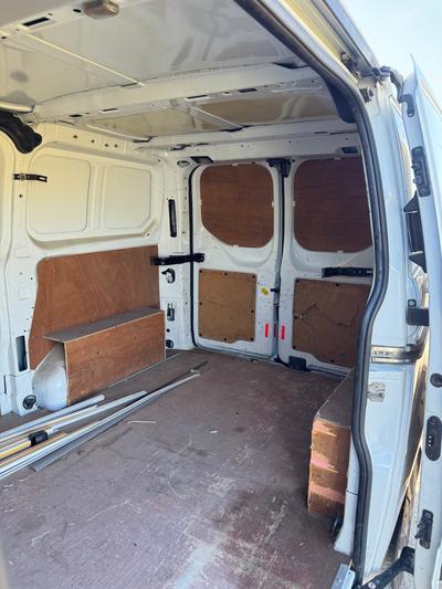 Ford Transit — 3