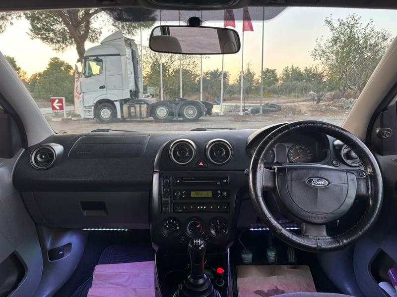 Ford Fiesta — 2