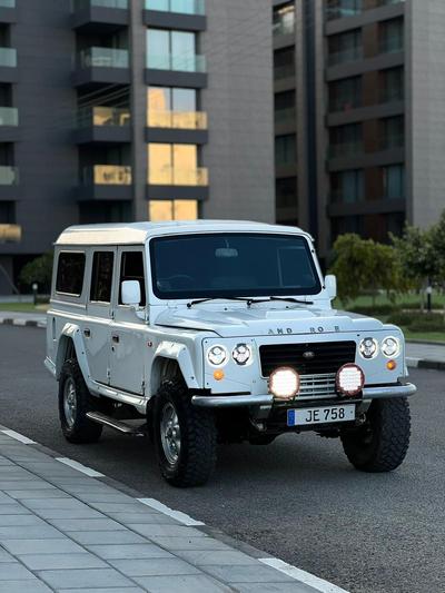 Land Rover Santana — 2