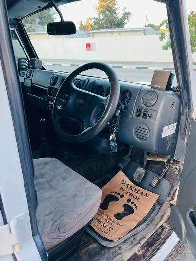 Land Rover Santana — 6