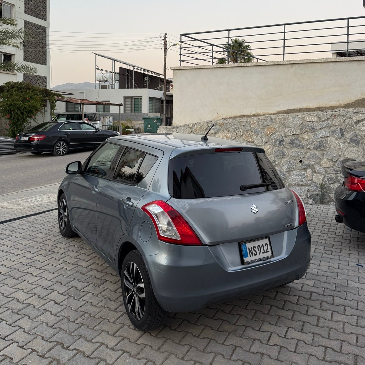 2015 Suzuki Swift 5