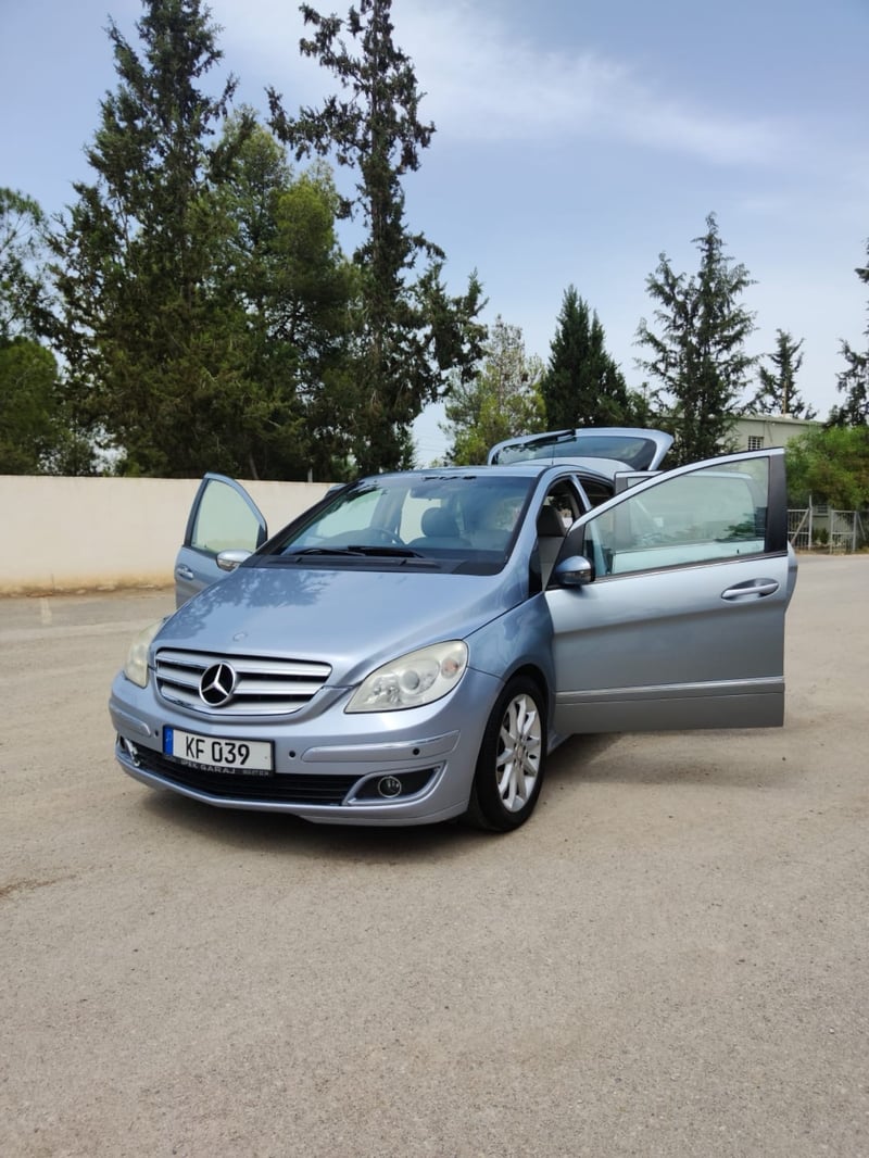 Mercedes-Benz B 150 — 5