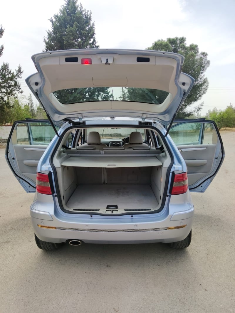 Mercedes-Benz B 150 — 6