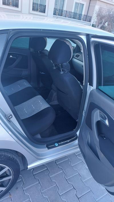 Volkswagen Polo — 7