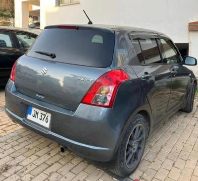 Suzuki Swift — 4