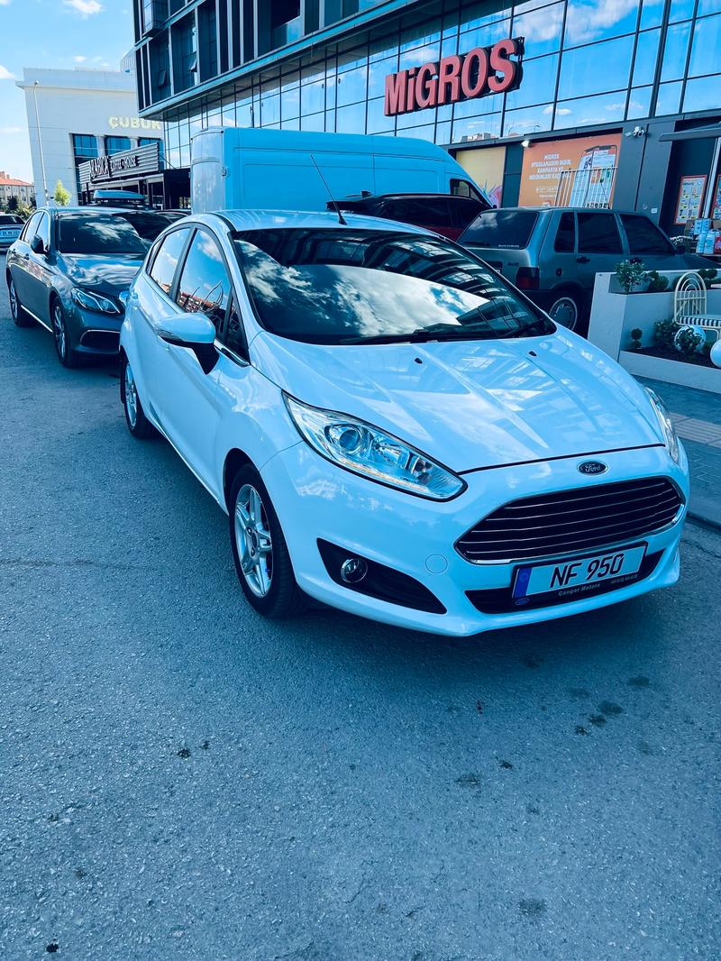 Ford Fiesta — 1/5
