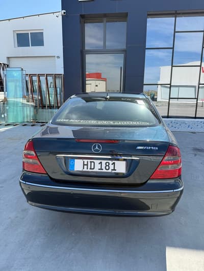 Mercedes-Benz E 200 — 2