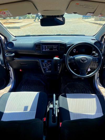 Toyota Pixis Epoch  — 8