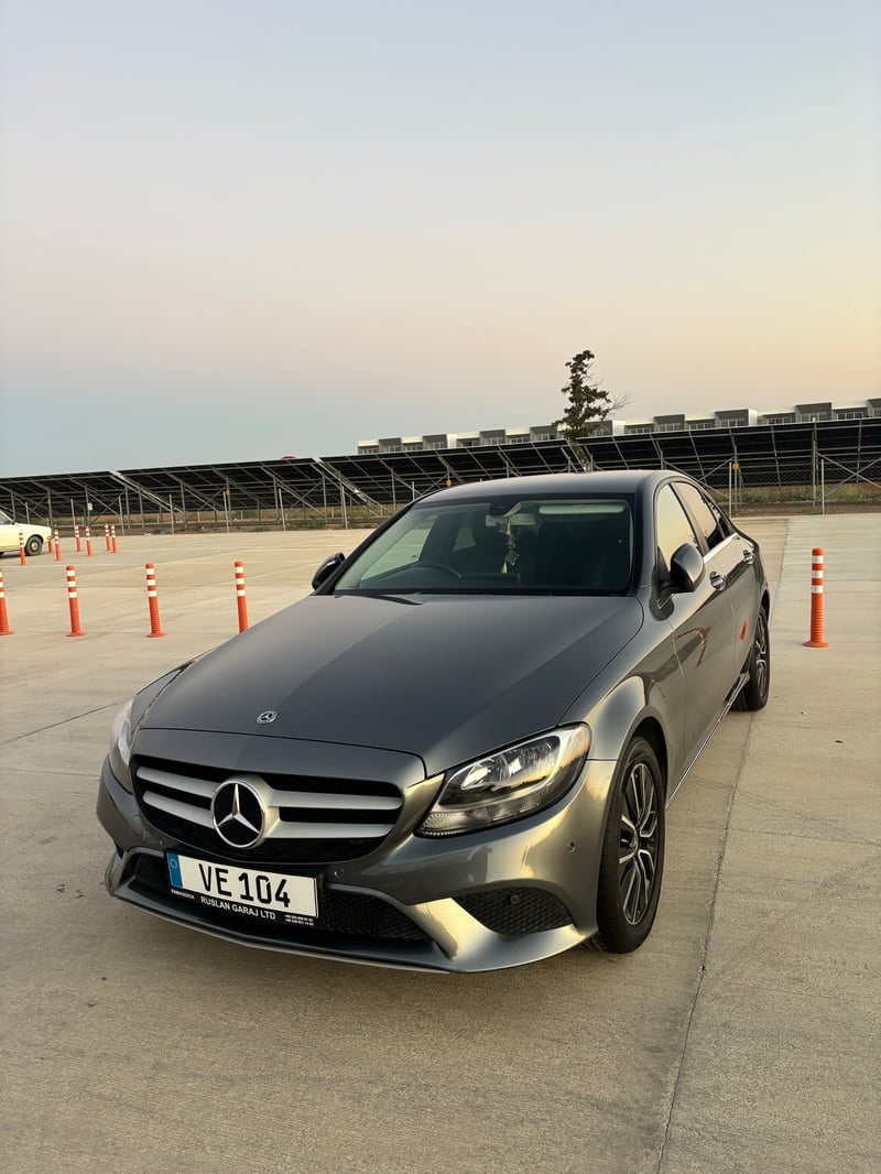 Mercedes-Benz C 220d — 1/10