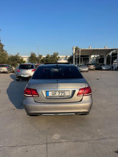 Mercedes-Benz E 220 — 6