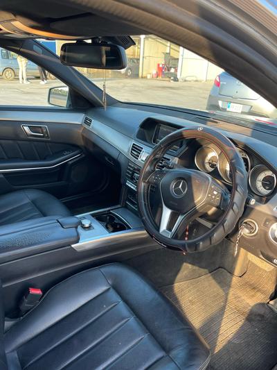 Mercedes-Benz E 220 — 9