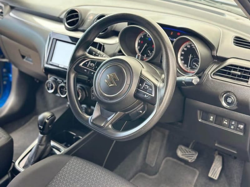 Suzuki Swift — 7