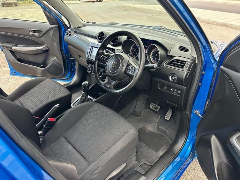 Suzuki Swift — 8