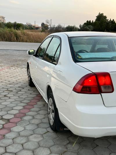 Honda Civic — 2