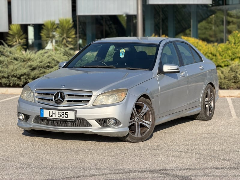 Mercedes-Benz C 180 — 1